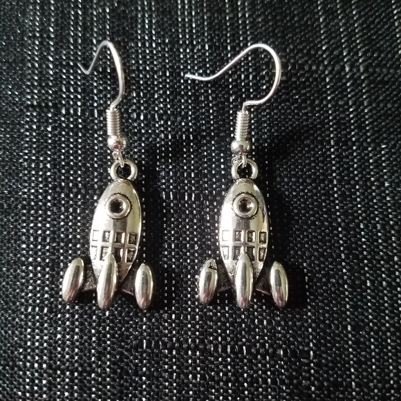 Jewelry - Rocket ship earrings